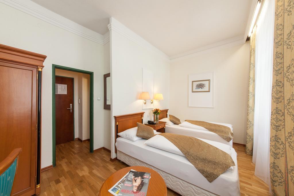 Novum Hotel Cristall Wien Messe Kültér fotó