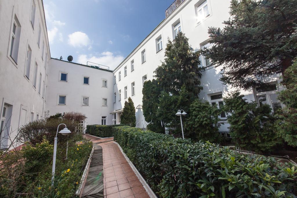 Novum Hotel Cristall Wien Messe Kültér fotó
