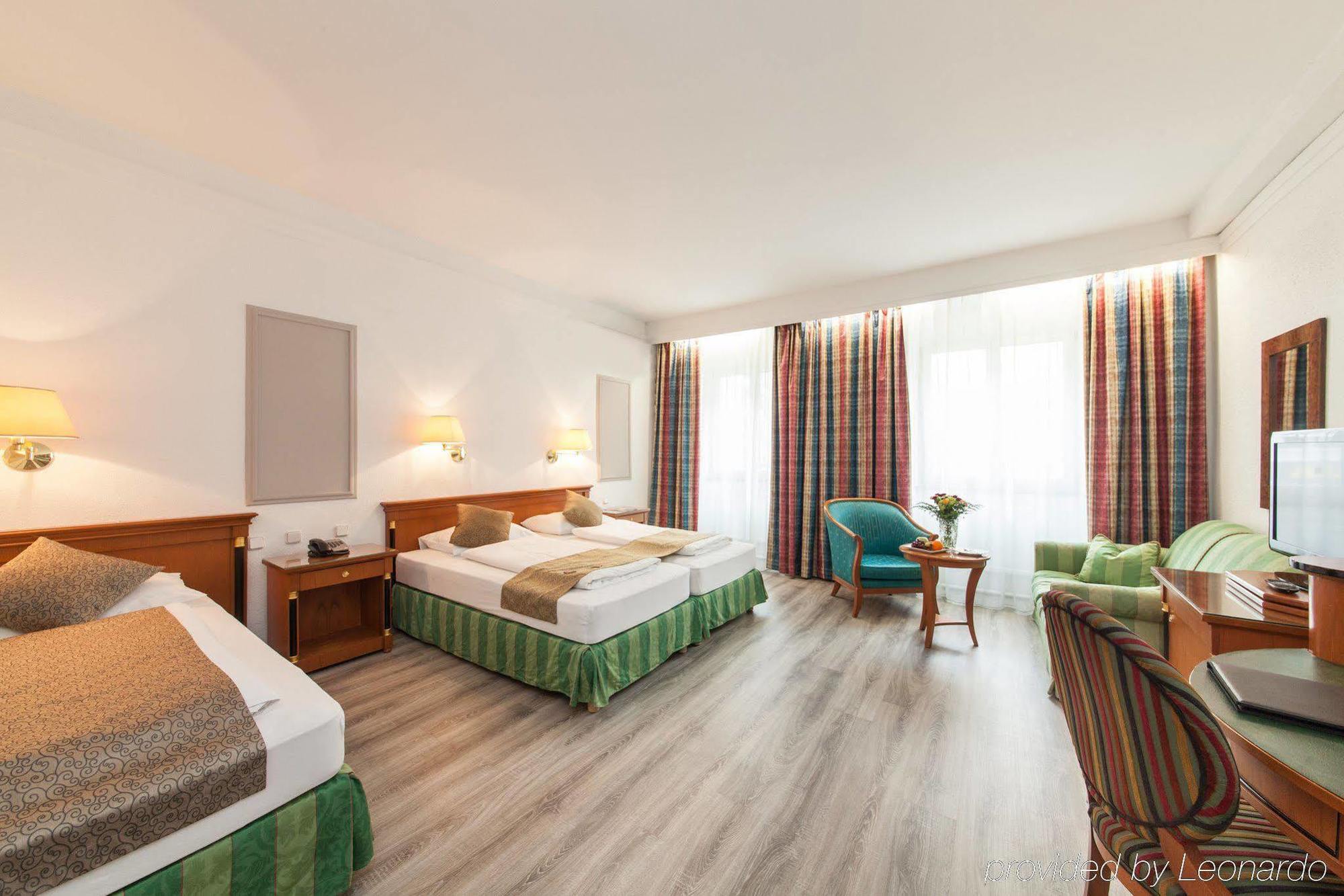 Novum Hotel Cristall Wien Messe Kültér fotó