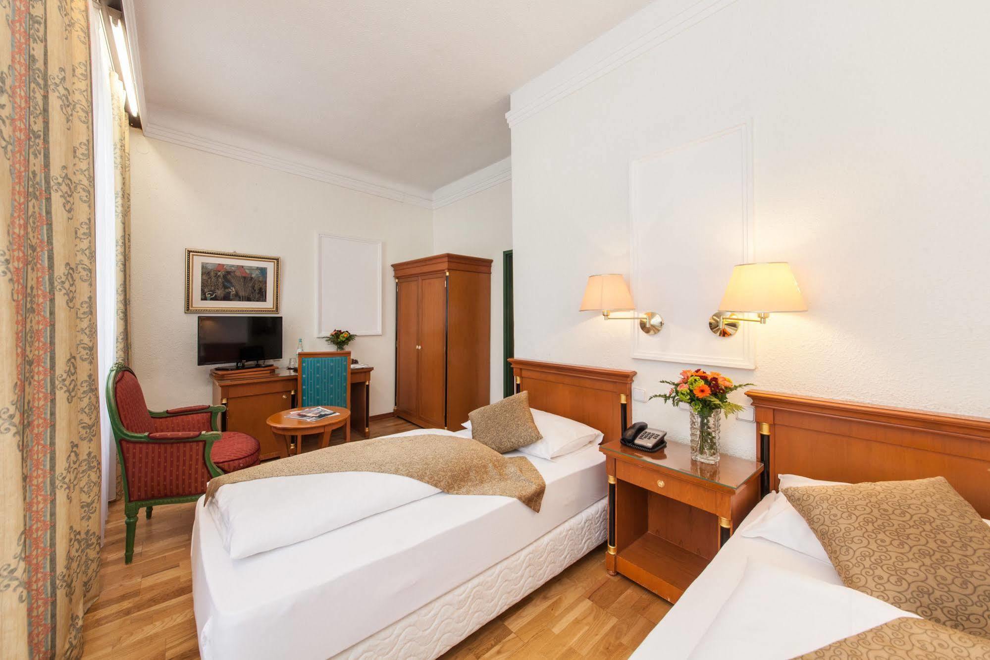 Novum Hotel Cristall Wien Messe Kültér fotó